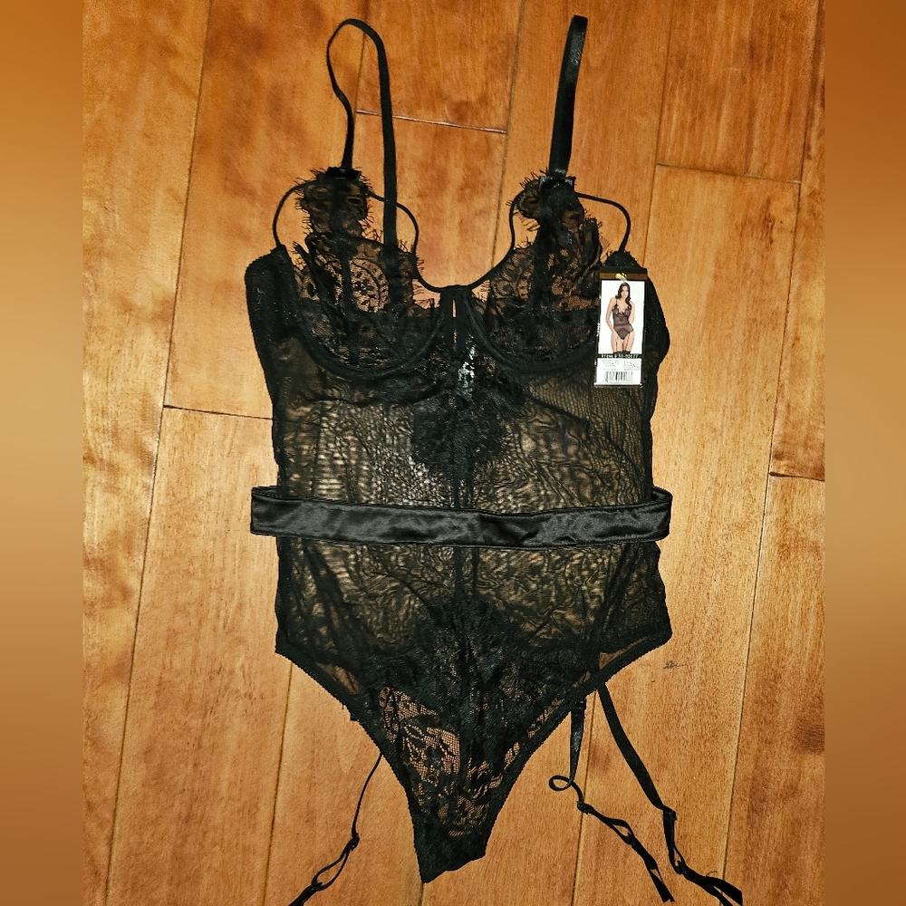 Eyelash lace teddy bodysuit Oh la la cheri Paris, the designer collection